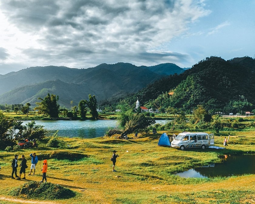 Spend several days in Da Nang