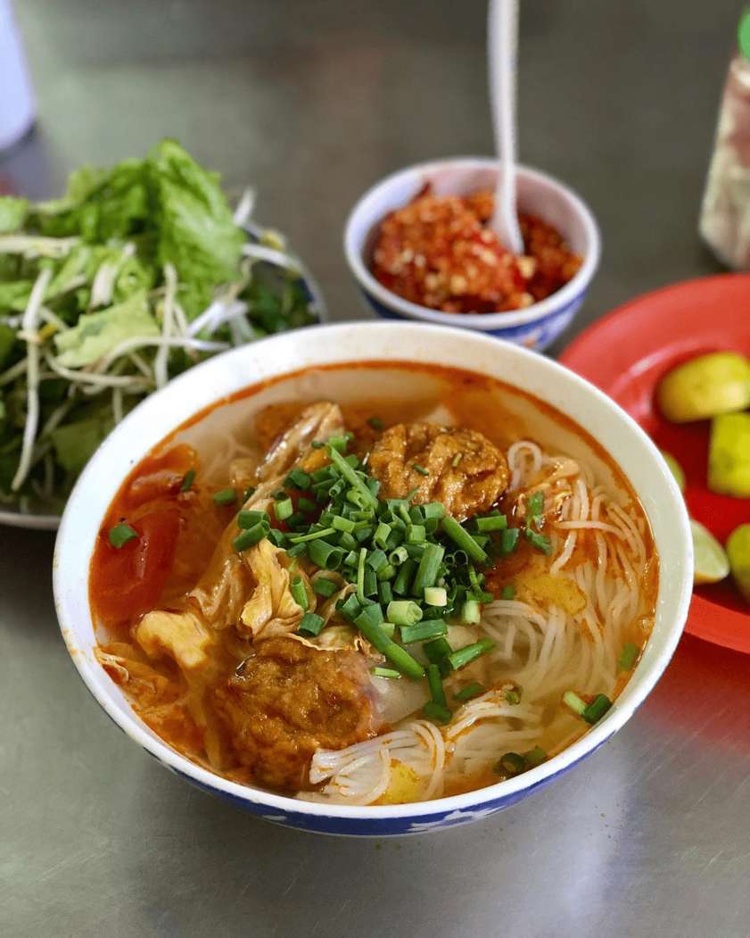 Bun cha ca is a warm Da Nang delicacy to try